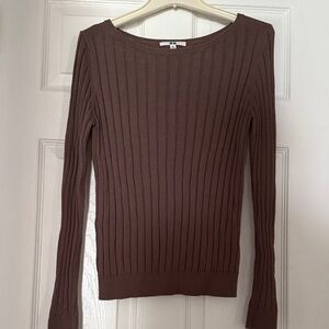 Uniqlo Women's Ribbed Crewneck Sweater in Brown